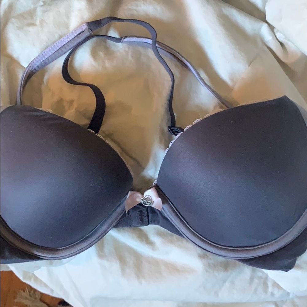 Victoria’s Secret push up bra 32C